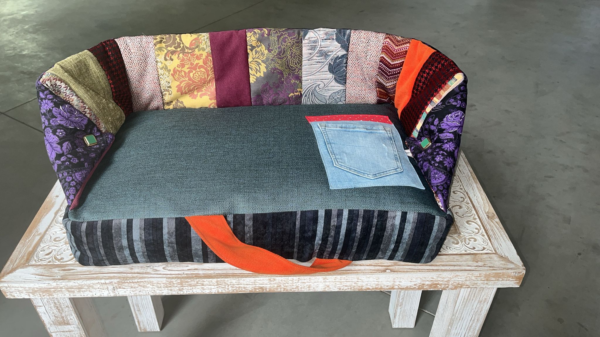 Bett/Sofa  Bunt Handgemacht